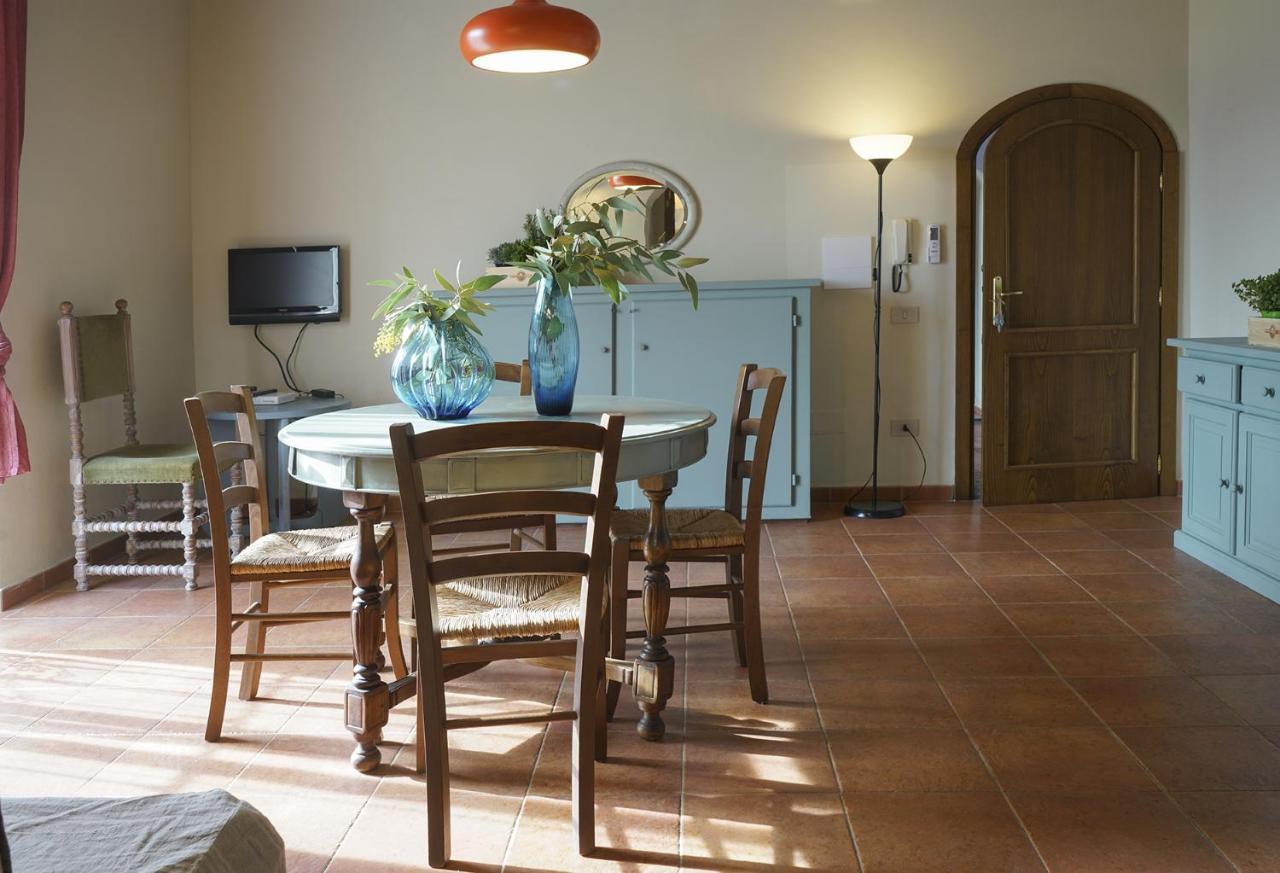 Locanda Degli Alberi 사세타 외부 사진