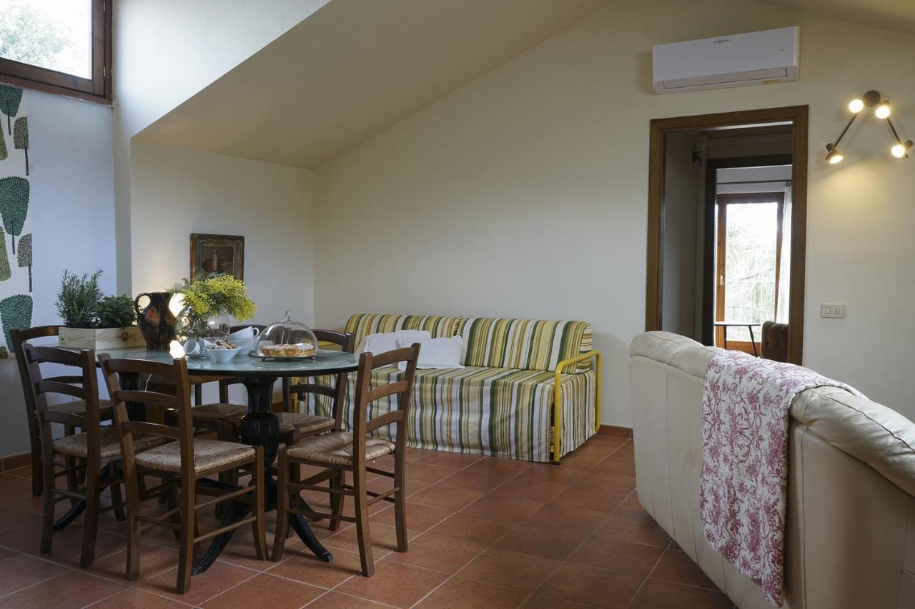 Locanda Degli Alberi 사세타 외부 사진