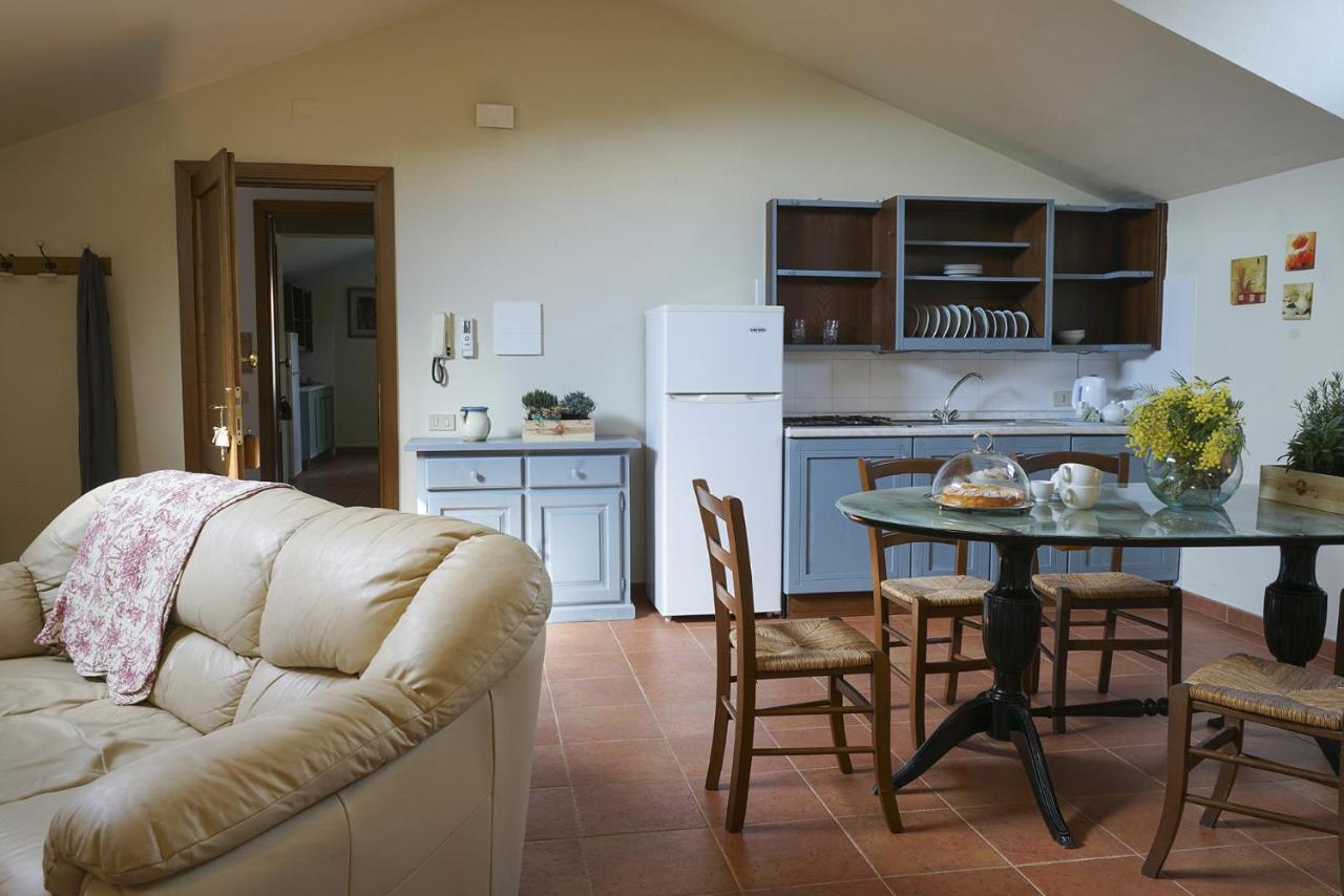 Locanda Degli Alberi 사세타 외부 사진