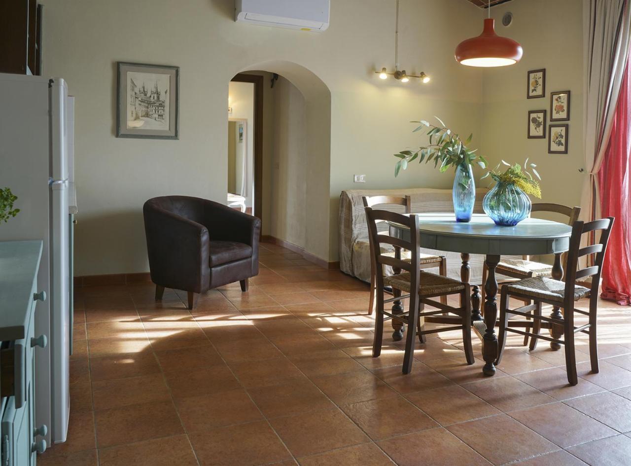 Locanda Degli Alberi 사세타 외부 사진