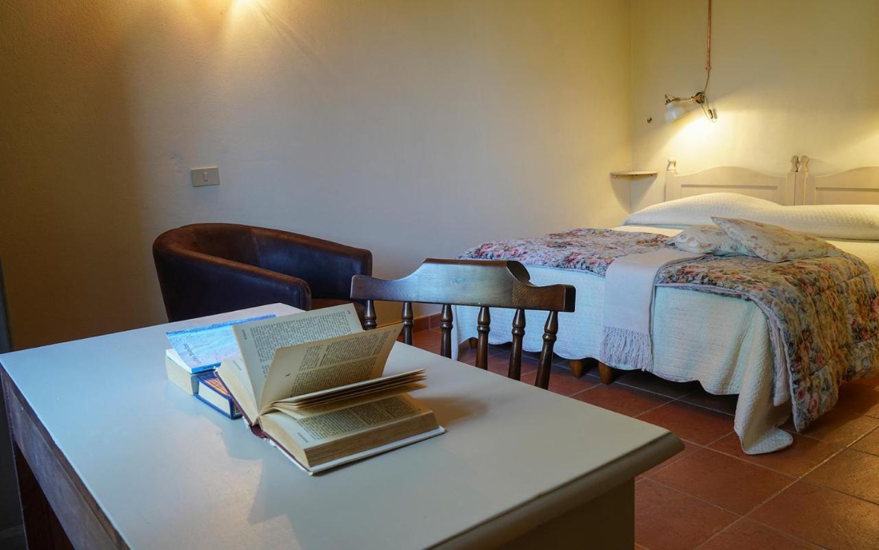 Locanda Degli Alberi 사세타 외부 사진