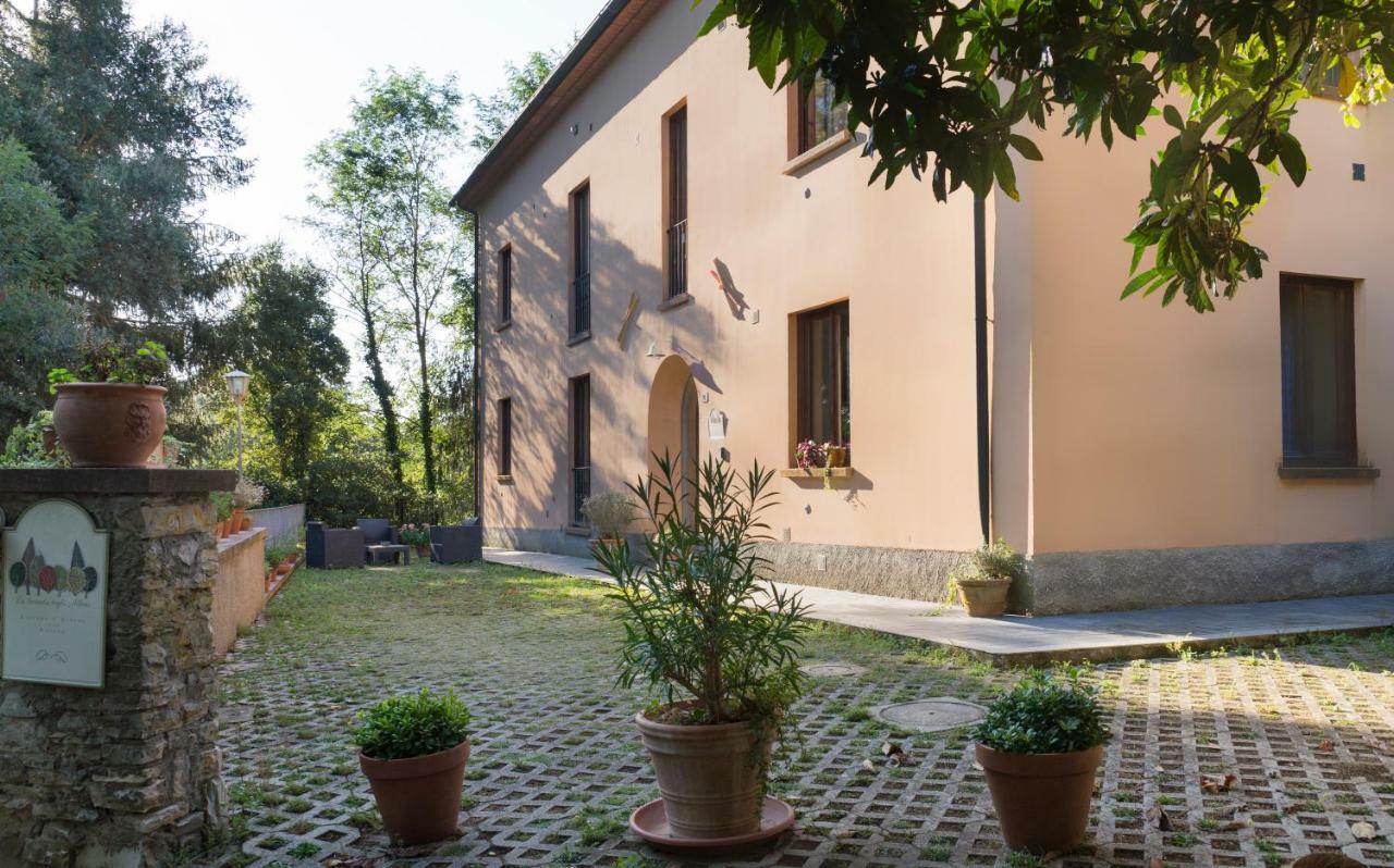 Locanda Degli Alberi 사세타 외부 사진